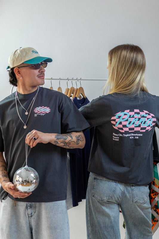 Camiseta Oversize Checkered Gray & Pink – Algodón Orgánico