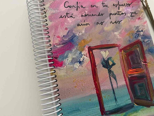 Cuaderno Artesanal A5 "Confía" – Hojas totalmente en blanco - Anillado a mano