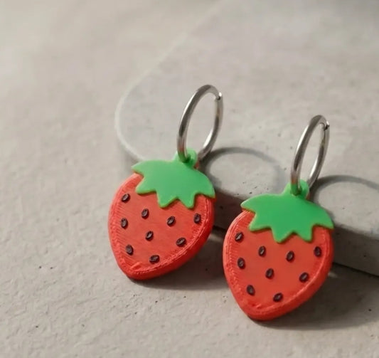 Pendientes Fresa - Aros de Acero Inoxidable y Material Eco