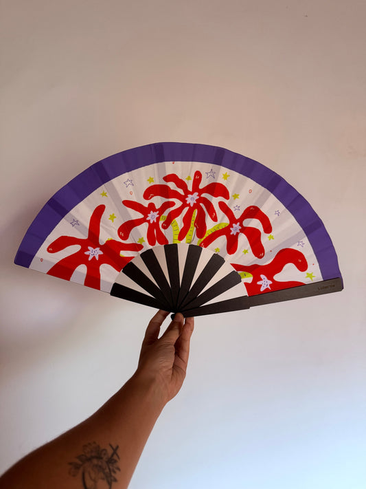 Abanico Flores XL de varillas de madera y tela sublimada – ilustración hecha a mano