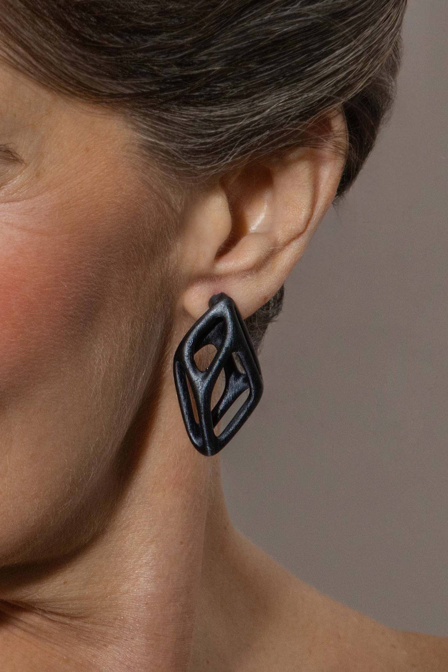 Pendientes Geometría M 3D - Joyería Impresa 3D Negros Minimalistas