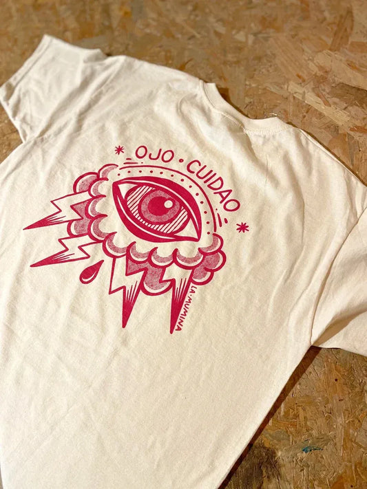 Camiseta Color Natural Serigrafía Artesanal (Frente y Dorso) - 165 g/m² "Ojo Cuidao"
