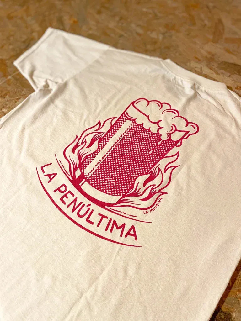 Camiseta La Penúltima – Serigrafía Doble | Poc a Poc