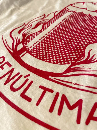 Camiseta La Penúltima – Serigrafía Doble | Poc a Poc
