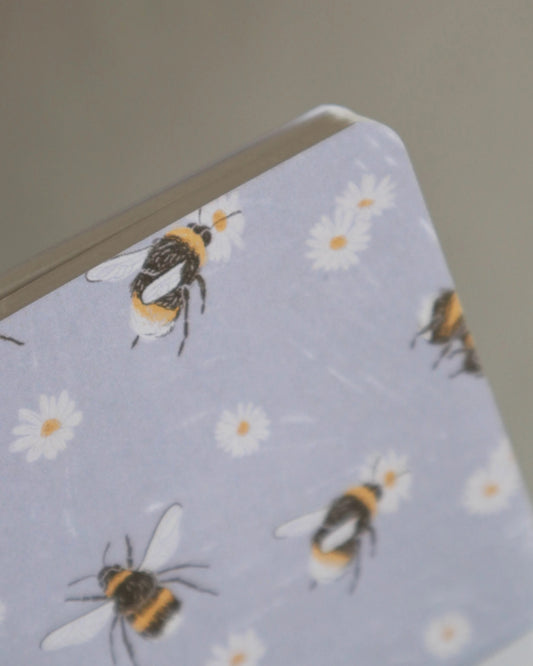 Libreta A6 Abejas – Artesanal Engrapada