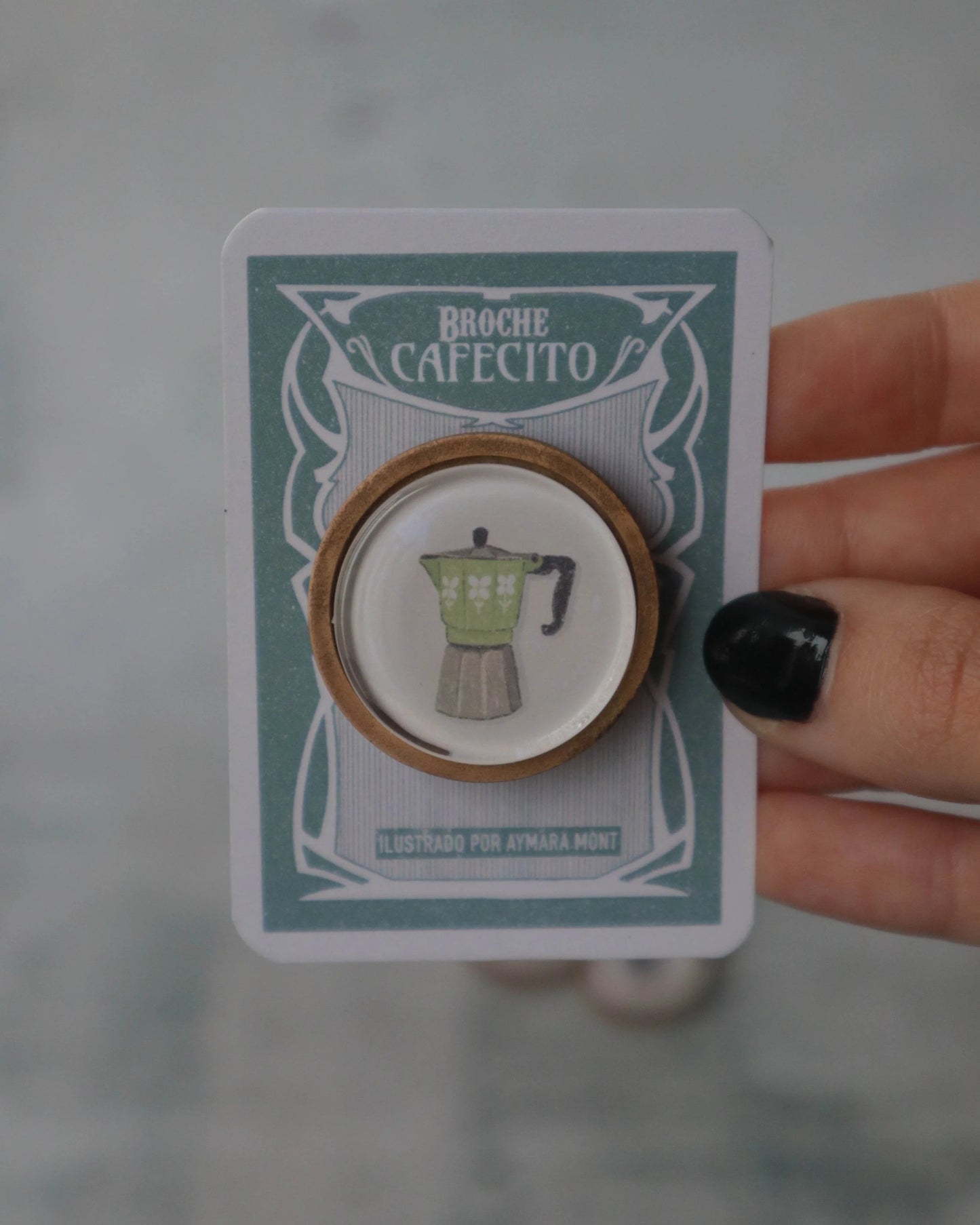 Broche Cafetera – Madera y Cristal