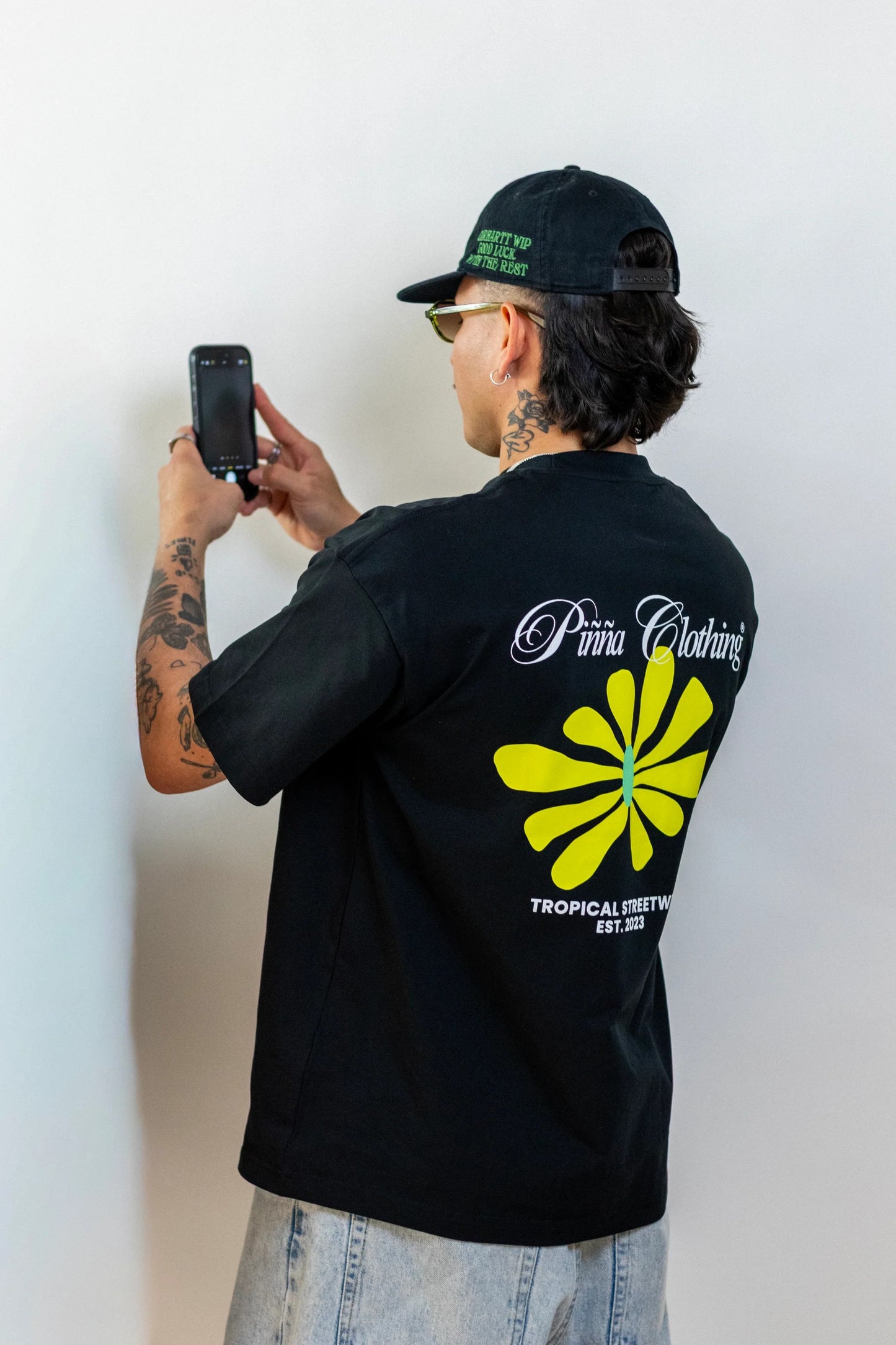 Camiseta Oversize Margarita de Rio – Algodón Orgánico Negra