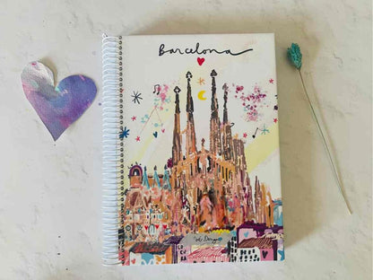 Cuaderno Artesanal A5 Sagrada Familia Barcelona – Hojas en blanco - Anillado a mano (Copia)