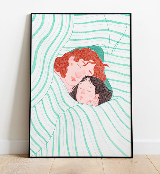 Ilustración A4 impresa en papel texturado de alta calidad. Escena íntima y tierna creada por artista local. Regalo original y decoración de pared con aire familiar.