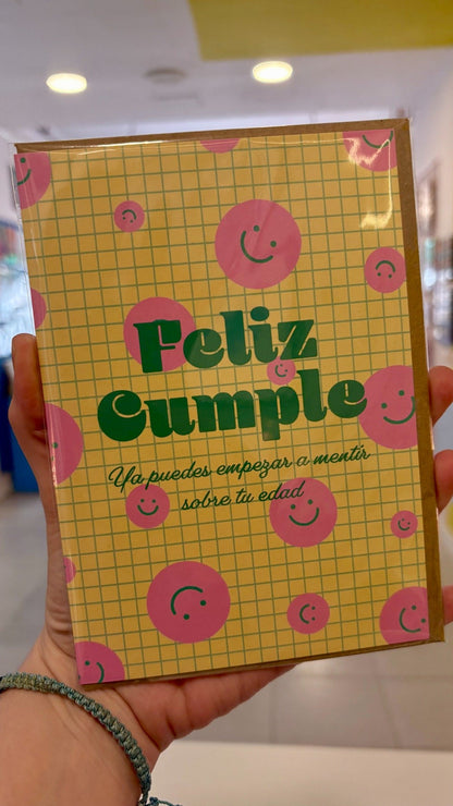 Tarjeta “Feliz cumple, ya puedes empezar a mentir sobre tu edad”