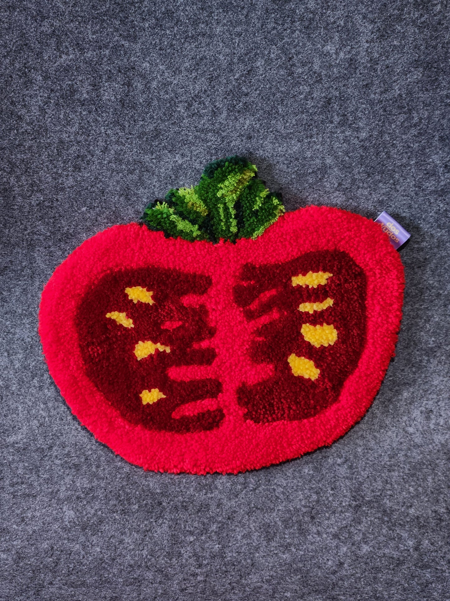 Tomate Decorativo Tufting 26x16cm - Elemento Colgante Lana